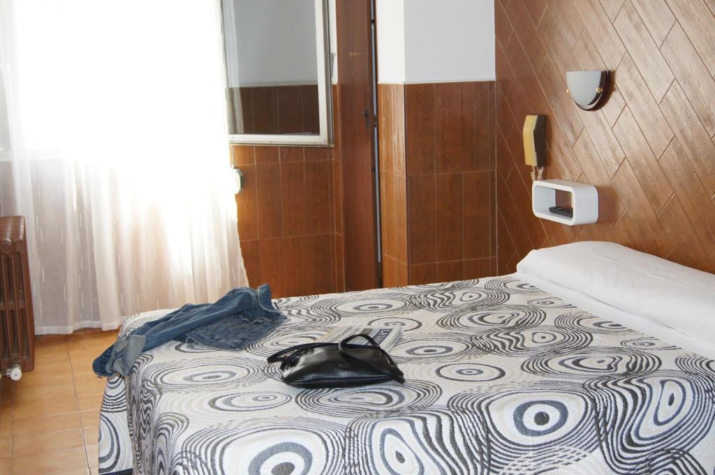 Hostal Sanmar Фигерас Номер фото
